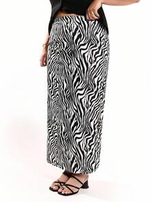 Solavibe Women's Plus Size Zebra Striped Split Thigh Skirt - Black and White - View 5