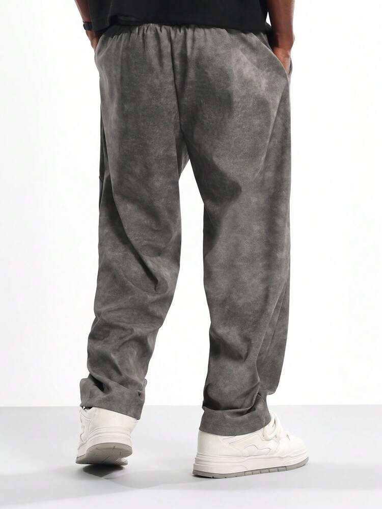 Lockere Hose aus Kunstleder im Skater-Stil mit Einsätzen und Kordelzug