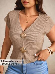 Elaquor Kaos Lengan Pendek V-Neck Kancing Logam Warna Polos Ukuran Besar, Musim Panas, Kasual Bisnis untuk Wanita - Khaki - View 2