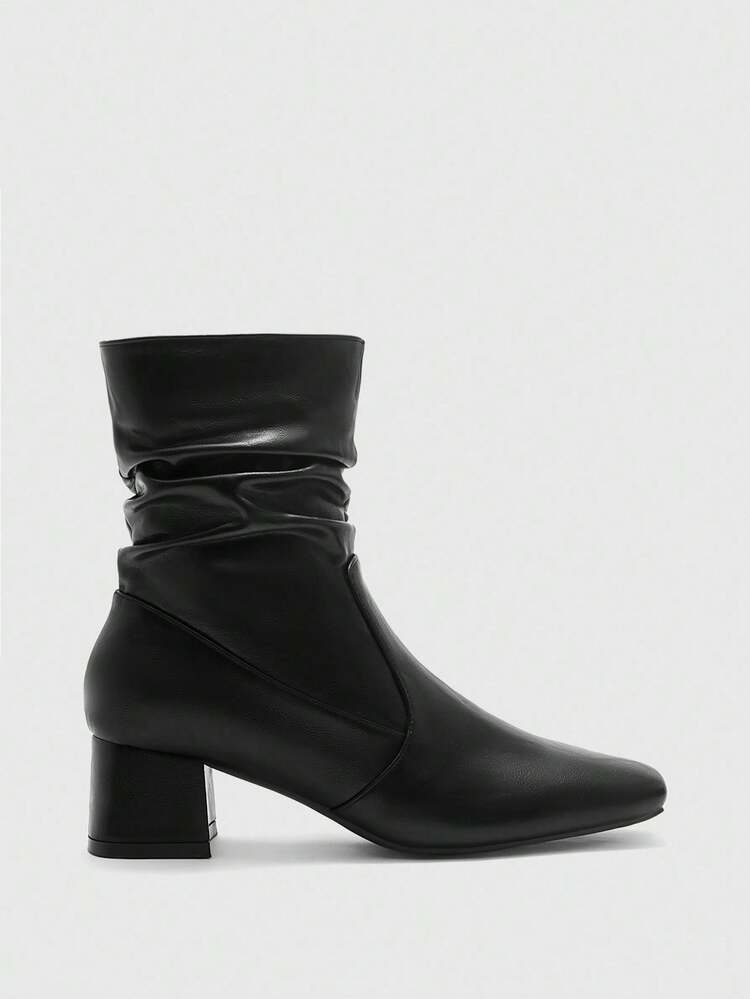 CUCCOO BIZCHIC Women's Fashion Buckle Decor Pleated Flat Ankle Boots, Black