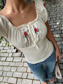 Lyxana 女式休闲度假花卉印花收腰方领泡泡袖衬衫，夏季 - 杏色 - 查看 3