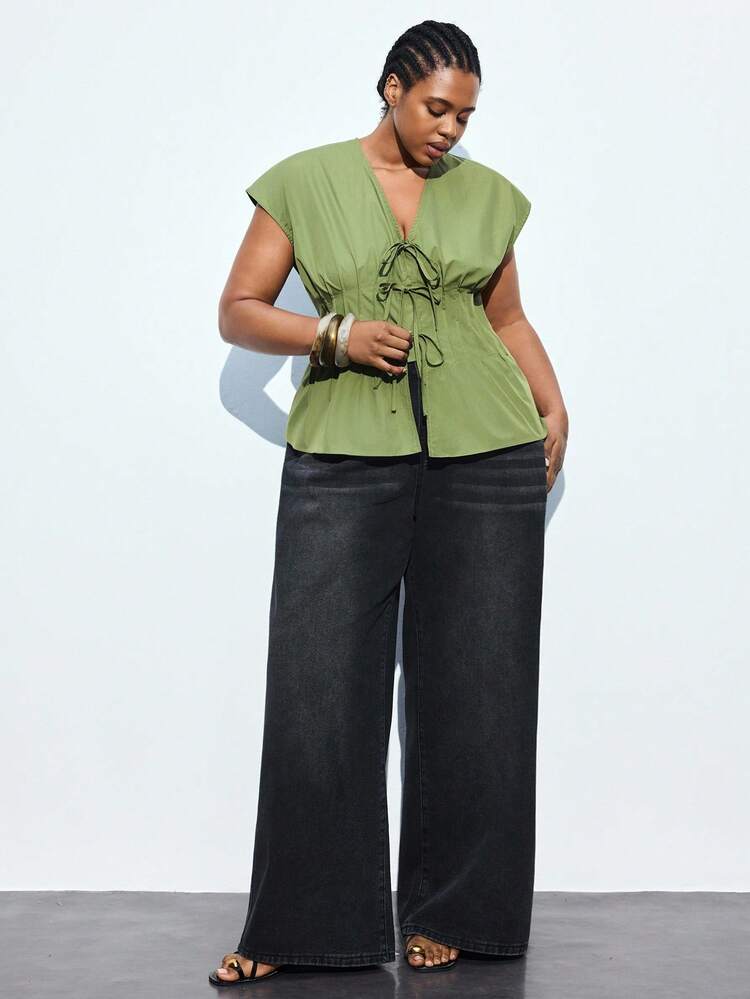 SHEIN Maija Plus Size Green Women's 2026 Summer New Arrival Sleeveless Blouse, For Vintage Women Old Money Teacher For Women Romantic, Fashion, Versatile Summer Women Party Top Beach Holiday Vacation Going Out Graduation Elegant Women's Blouses Casual Blouses Formal Attire Work Office For Women