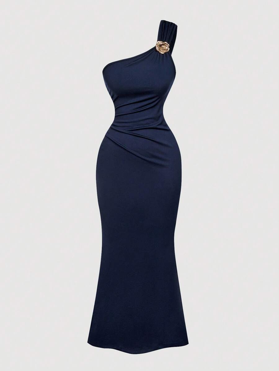 SHEIN X Hannahelzahed SHEIN MOD Gold Brooch Decor Asymmetric Neck Ruched Fishtail Skirt - Navy Blue - View 1