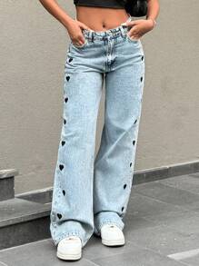 EURMUSE 100% Cotton HIGH RISE HEART EMBROIDERY DETAIL WIDELEG JEAN - Light Wash - View 3