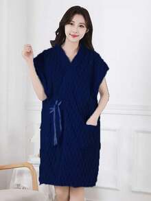 SHEIN 1pc Coral Fleece Pineapple Pattern Cute Embroidered Sleeveless Bathrobe Home Clothes Wearable Bath Towel Cardigan Style Women's Bathrobe Robe Home Robe Soft And Absorbent - Purple - View 4