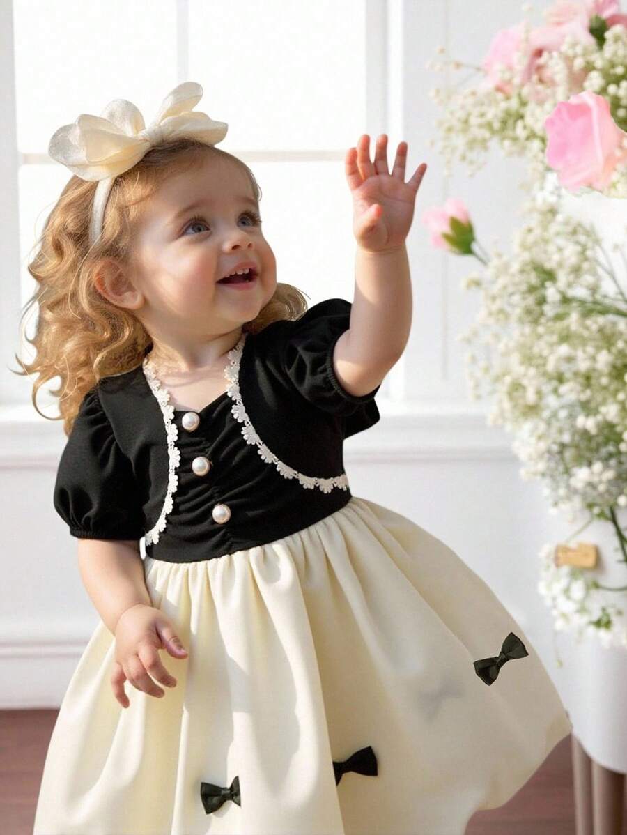 Rochie drăguță și elegantă cu mânecă scurtă, cu fundă și blocuri de culoare pentru bebeluși - Multicolor - Vizualizare 1