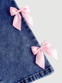 SHEIN Young Girl' Pink Bow Decor Blue Denim Elastic Skinny Flare Jeans ,Kid Girls Spring And Summer Casual Vacation Country Boho Wear, Beach Outfits For Kid Girls,Western Street Wear For Girl,Spring Break Outfits,Rave Outfits Festival Denim Bell Bottoms, Girls Jeans With Bows, Jeans With Pink Bows Fall Winter - Dark Wash - View 4