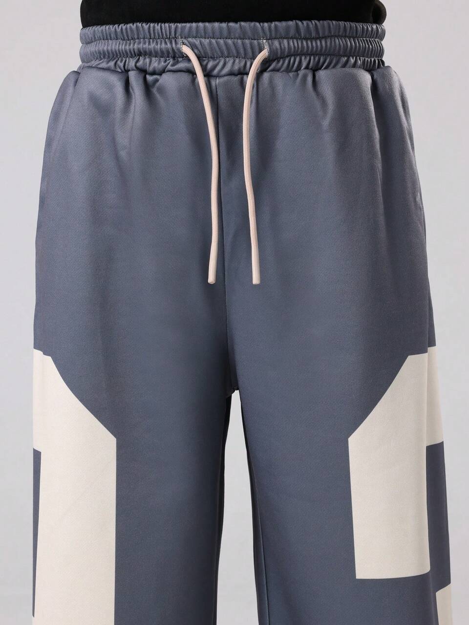 Jogginghose mit weitem Bein und Farbblockdesign und Kordelzug