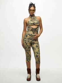 SUMWON WOMEN Camouflage Print High Rise Capri Leggings Form Fitting Comfy Bottoms Retro Military Inspired Design All Season Casual Wear - Army Green - View 4