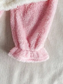 SHEIN مجموعة ملابس كاجوال فلوفي للفتاة الصغيرة، ملابس علوية مزين بفيونكة يدوية والبنطلون ذو أكمام واسعة، باللونين الوردي والأبيض، مناسبة للخريف والشتاء، قطعتان