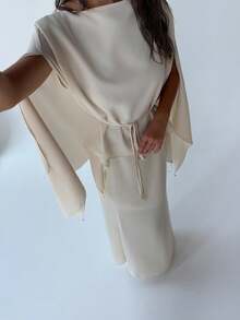 Aloruh 杏色优雅休闲装：不对称下摆收腰斗篷上衣+长腰裙 - 杏色 - 查看 8