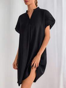 SHEIN PETITE Vestido casual de verano con escote en pico y unicolor