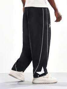 SUMWON Quần thể thao ống rộng Trendsetter dáng rộng in hình ngôi sao, sọc bên hông, dây rút, mặc dạo phố, mùa thu đông, đại học - màu đen - Xem 3