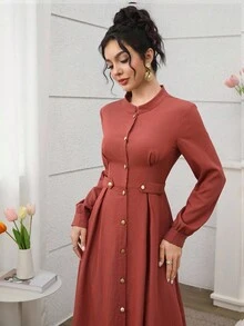 Al Najma 简约素色长袖阿拉伯风格连衣裙，日常穿着