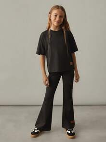 2pcs Tween Girl Casual Everyday Comfortable Patch Decor Round Neck Loose Pullover Short Sleeve T-Shirt And Flare Knit Pants Set - Black - View 5