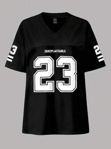 INAWLY Camiseta holgada de mujer con cuello en V, eslogan "Irreemplazable" y estampado numérico 23 - Negro - Ver 3