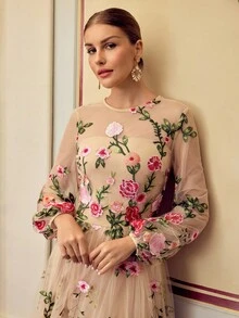 ZEYLAH Đầm lưới thêu thanh lịch cổ tròn tay loe cho nữ - Màu be - Xem 2