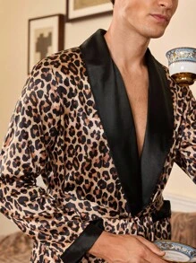 豹纹仿丝披肩领性感男士豹纹长袍，秋季 - 彩色 - 查看 5