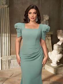 Aureia 大码优雅浪漫灰绿色方领花瓣袖腰部褶饰美人鱼下摆伴娘礼服 - 綠色 - 查看 2