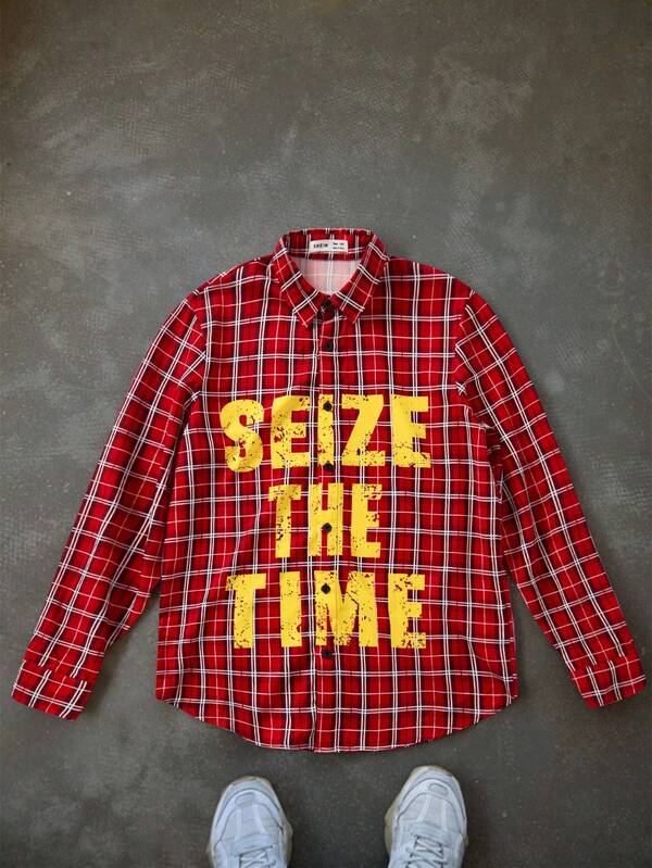 1 Stück Lässiges Sport College Street Hemd mit rotem kariertem Graffiti Großbuchstaben für Teenager Jungen, geeignet für Kinderoutfits, Kleinkind Jungen Kleidung, Schulanfang, Jungen Set, geeignet für Geburtstagsfeiern, Abendveranstaltungen, Aufführungen, Hochzeiten, Taufen, Eröffnungszeremonien, geeignet für den täglichen Gebrauch, Schule, Reisen, Sport, für Frühling, Herbst und Winter Saison