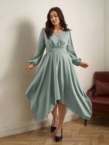 SHEIN Clasi Plus Size Women Elegant Asymmetrical Hem V-Neck Dress - Green - View 1