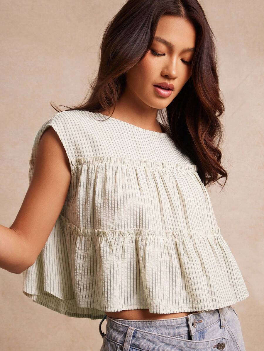 WESTFADE 纹理条纹编织圆领盖袖层叠荷叶边上衣 返校可爱秋季乡村夏季女装