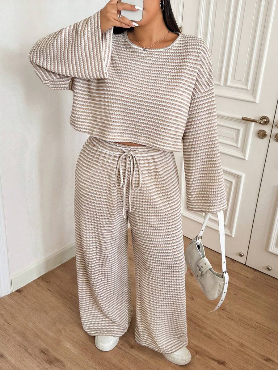 CovetEZ 大码女式条纹圆领长袖T恤和阔腿宽松休闲两件套，初秋，秋季女士休闲两件套两件套休闲套装 - 彩色 - 查看 1