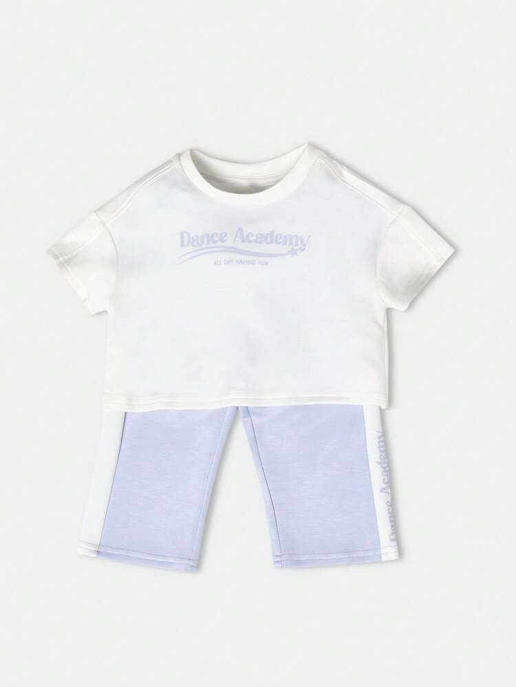 Conjunto de camiseta corta y shorts de ciclista azul claro