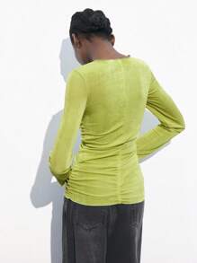 Maija 女士镂空扭纹荷叶边长袖纯色优雅修身 T 恤，秋冬季日常汗衫