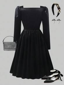 Elegant Formal Navy Blue Autumn Girls Snug Fit Velvet Long Dress,Exquisite 3D Bow Pearls Diamonds Fashion Commuter Prom Party Graduation Dress - Black - View 2