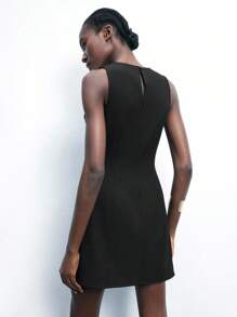 Maija 女士纯色镂空腰部索环扣无袖时尚迷你连衣裙，复古风格适合圣帕特里克节、春假、复活节 - 黑色 - 查看 3