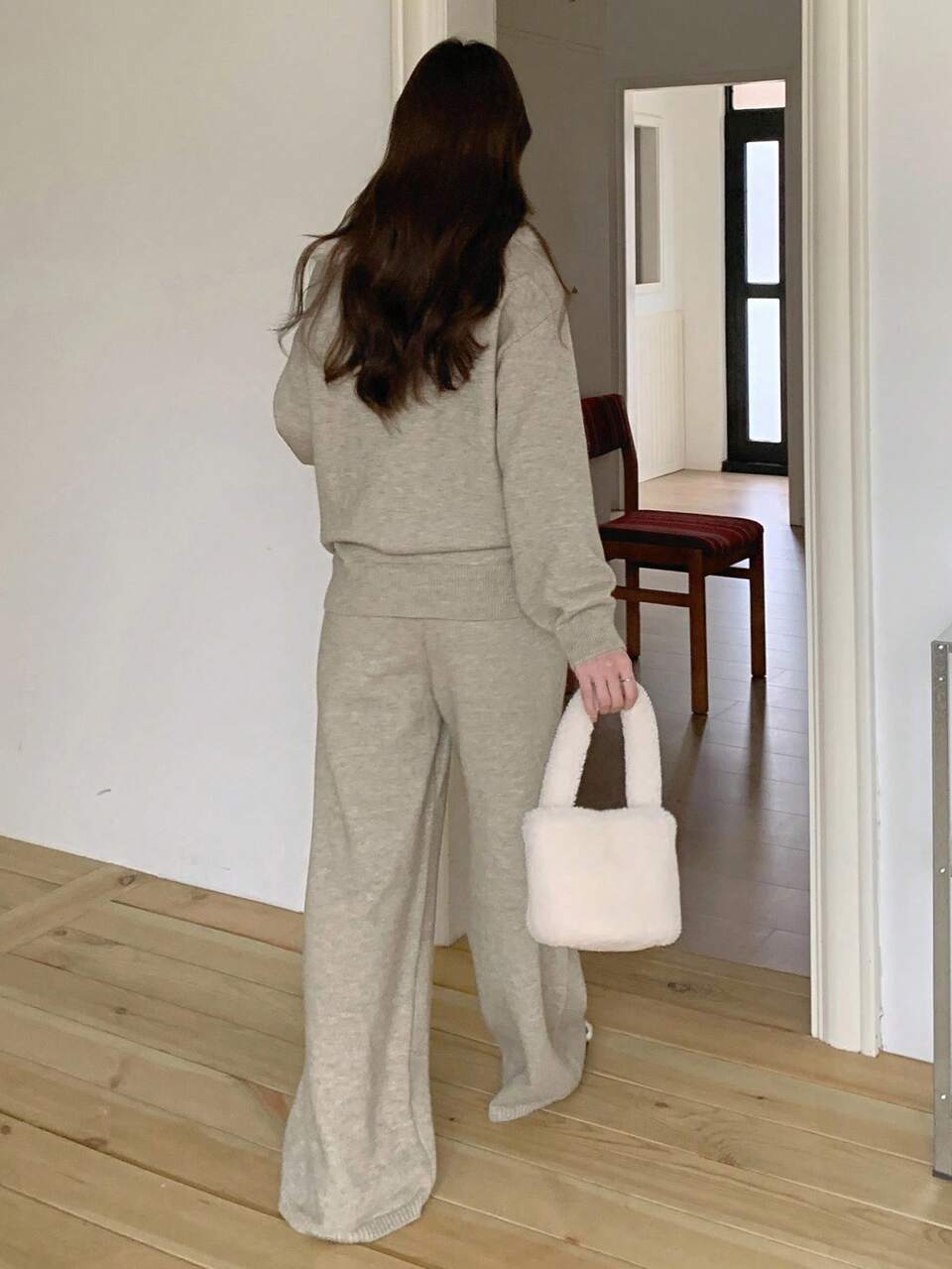 2pcs Women Solid Color Oblique Shoulder Long Sleeve Loose Knit Sweater With Fur Collar Winter