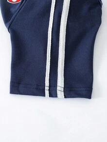 Outfit casual per ragazze pre-adolescenti con maglietta a maniche corte scollo a V con stampa di lettere e pantaloncini - Blu - Visualizzare 3