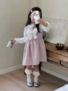 SHEIN 2 pièces/Set Robe rose à carreaux élégante pour filles avec Top à manches longues blanches, décoration de nœud 3D blanc, convient pour les sorties, l'école, les activités extérieures - Multicolore - Voir 5