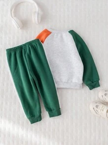 Cozy Pixies 2 件套男婴卡通恐龙图案针织柔软撞色圆领插肩袖套头衫和松紧腰卷边裤套装 - 彩色 - 查看 2