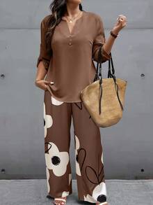 EMERY ROSE Conjunto de 2 piezas de top con mangas acampanadas y pantalones de talla grande con estampado aleatorio - Marrón - Ver 3