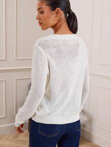 Lilora 2025 Frühherbst Städtisch Lässig Resort Elegant Retro Weiß 3D Blumen Stickerei Langarm Locker Leicht Damen Pullover Sweater, geeignet für Valentinstag, Retro, Date Night, formelle Anlässe, bequem, lässig, Outdoor - Weiss - Übersicht 7