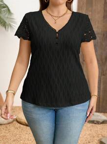 Reflora 大码女式T恤、夏季休闲上衣、优雅上衣、白色T恤、提花针织T恤、撞色蕾丝T恤 - 黑色 - 查看 4