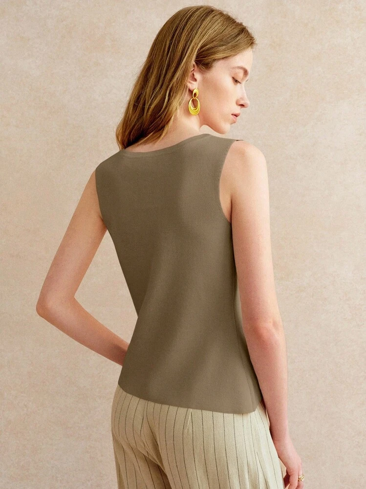 Women's Solid Color Sleeveless Knit Blouse With Front Buttons - Khaki - View 2