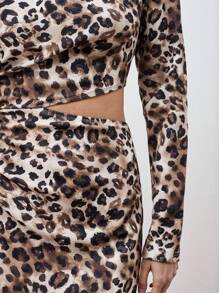 Maija Women's Leopard Print Stand Collar Long Sleeve Hollow-Out Waist Mid-Length Dress,Festival - Brown - View 4