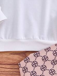 2-częściowy zestaw bluz dla chłopców, jesień/zima, nowy, bluza z okrągłym dekoltem, długie spodnie z nadrukiem cyfrowym, biała bluza z okrągłym dekoltem i zabawnym nadrukiem konia, kontrastowy nadruk cyfrowy na rękawach, długie spodnie z mankietami z nadrukiem cyfrowym, wygodny i stylowy, luźny swobodny styl, strój rodzinny, zestaw dla rodzeństwa