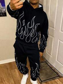 SHEIN 2件套青少年男童休闲舒适百搭火焰印花连帽衫和运动裤套装 - 黑色 - 查看 1