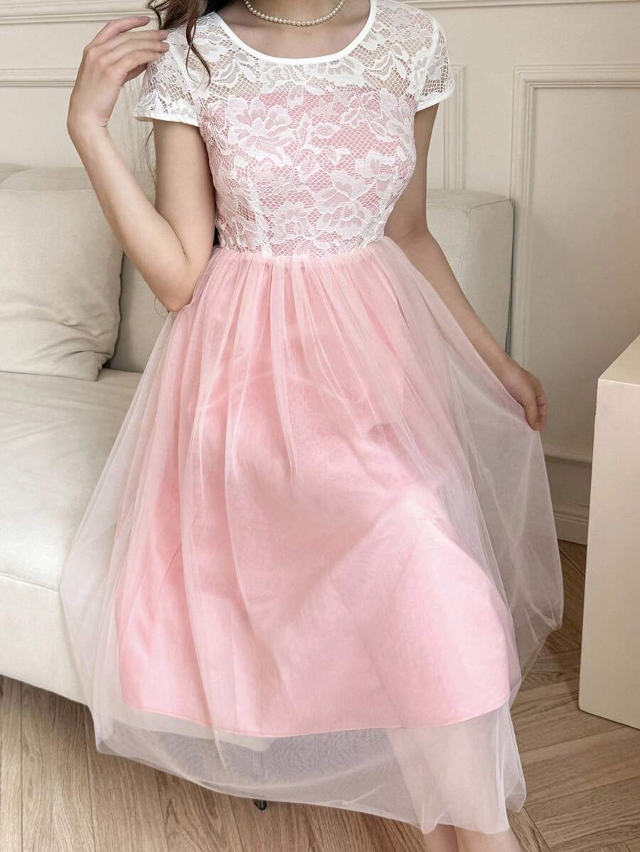 SHEIN 优雅白色蕾丝和网眼拼接无袖连衣裙,适合少女,公主风格,夏季 - 粉色 - 查看 1