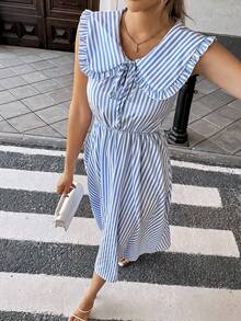 Pariaura Französisches, lässig elegantes, gestreiftes Matrosenkleid mit Stehkragen und figurbetonter Passform für Damen