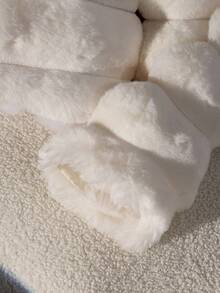 SHEIN 1pc Girls Soft Faux Fur Jacket, Elegant Long Sleeve Short Fitted Hooded Coat, Suitable For Autumn/Winter - Beige - View 5