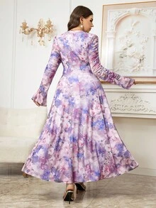 SHEIN Clasi Curvy Plus Size 女式紫色优雅花卉印花高弹力网眼印花长袖荷叶边袖腰长裙，2025 年新款，加大码优雅浪漫花卉印花 V 领宽松喇叭袖连衣裙 - 紫色 - 查看 8