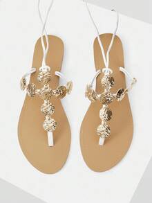 MOTF PREMIUM 女士圆头平底圆形装饰时尚人字凉鞋、沙滩和度假平底鞋 - 白色 - 查看 2