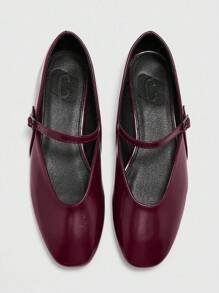 CUCCOO BIZCHIC 女士简约扣环设计休闲平底鞋