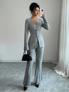 Elenzga Damen Set aus einfarbiger Strickjacke mit Horn-Knöpfen und weitem Strickflare Hose, 2 Stücke