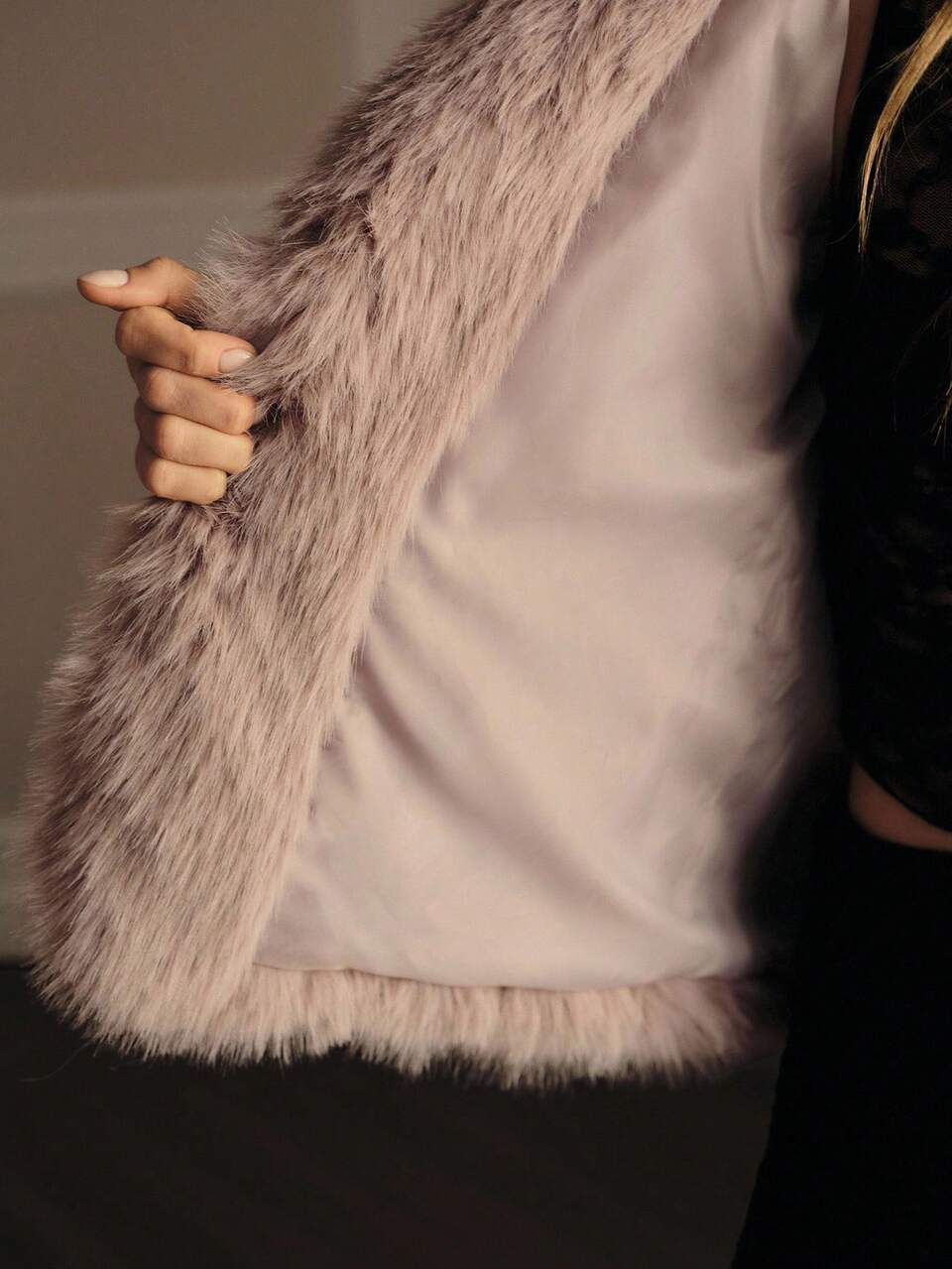 MOTF WATERFALL BELTED FAUX FUR COAT